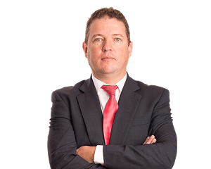 Julio César González