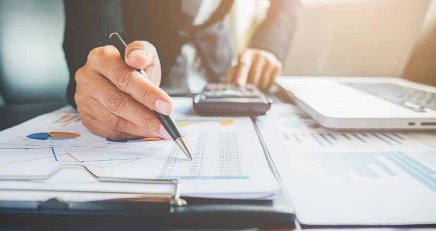 Las modificaciones a la Ley del IGV planteadas en el decreto legislativo N° 1669 entrará en vigencia después de la publicación de la resolución de Sunat que regule, entre otros, el medio, la forma, los requisitos y/o condiciones para que los contribuyentes puedan confirmar, rectificar o complementar la información del Registro de Ventas e Ingresos y del Registro de Compras. (Foto: Pixabay).