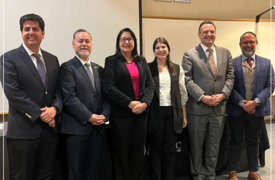 Magíster en Derecho, LLM UC, presentó libro sobre nueva ley de compras públicas y firmó convenio con el Tribunal de Contratación Pública