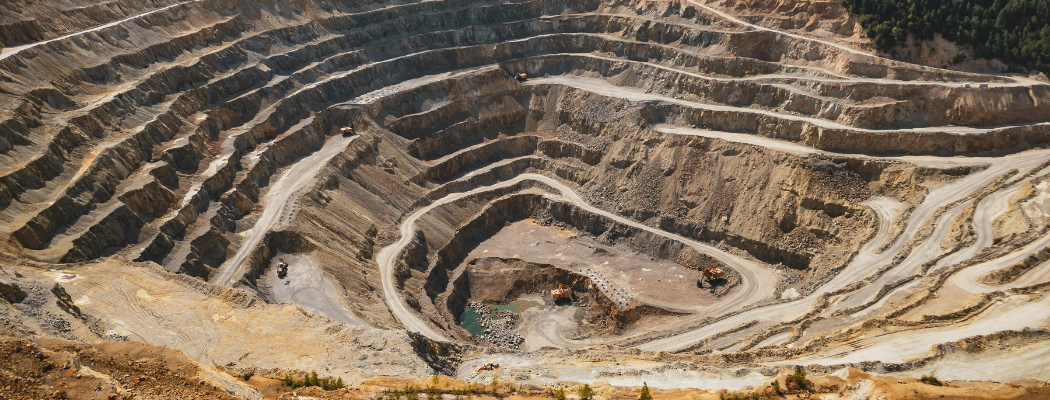 Codelco y Anglo American firman acuerdo definitivo para implementar Plan Minero Conjunto en el distrito Andina-Los Bronces