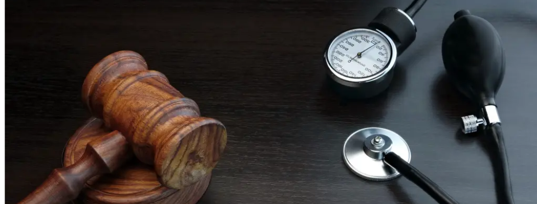 El fuero de salud contra la facultad del empleador de despedir al trabajador ante inasistencia al trabajo