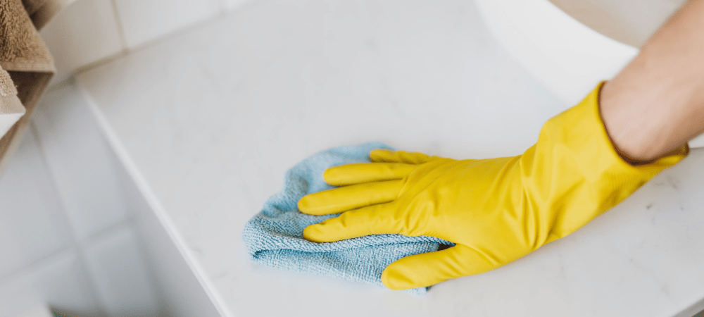 Estas son las normas laborales que debe conocer para contratar un trabajador doméstico