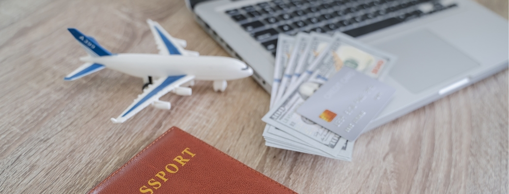 Hoteles y plataformas digitales: ¿qué impuestos pagan por sus comisiones?