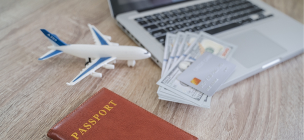 Hoteles y plataformas digitales: ¿qué impuestos pagan por sus comisiones?