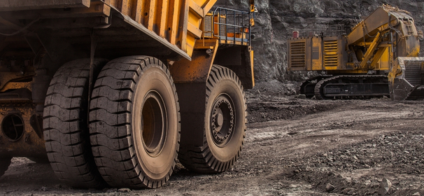 Minería ilegal: preocupación por proyecto que frenaría destrucción de maquinaria incautada